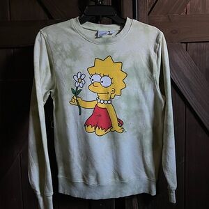 Simpsons Sweater w/Lisa picking flowers